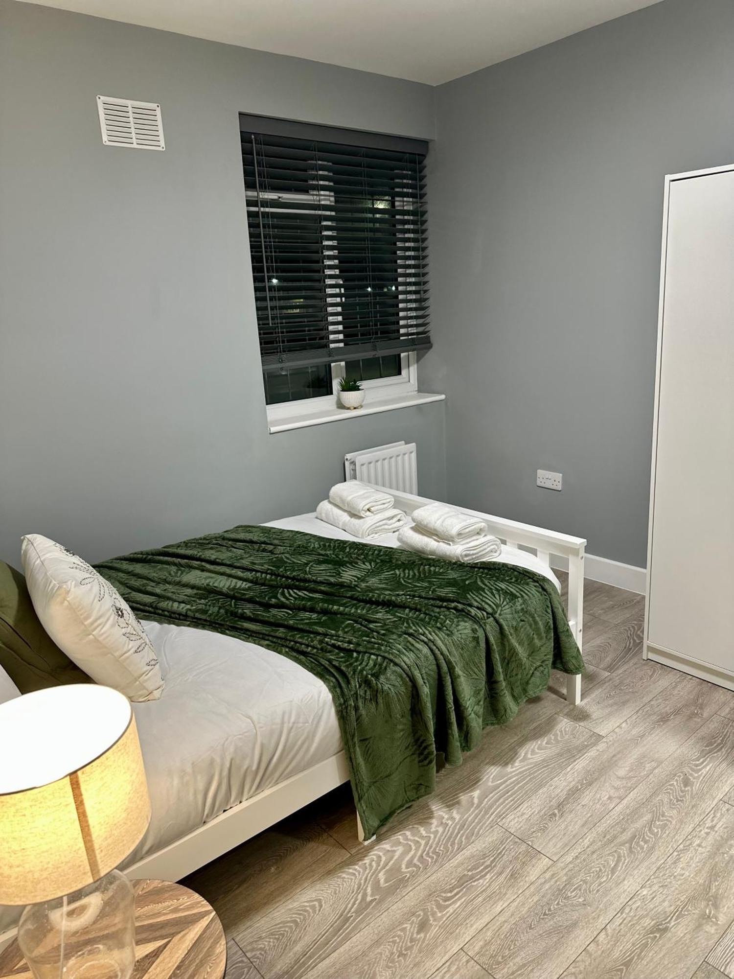 Cosy Ensuite Double Room, Near Heathrow Airport Northolt (Greater London) Exterior foto