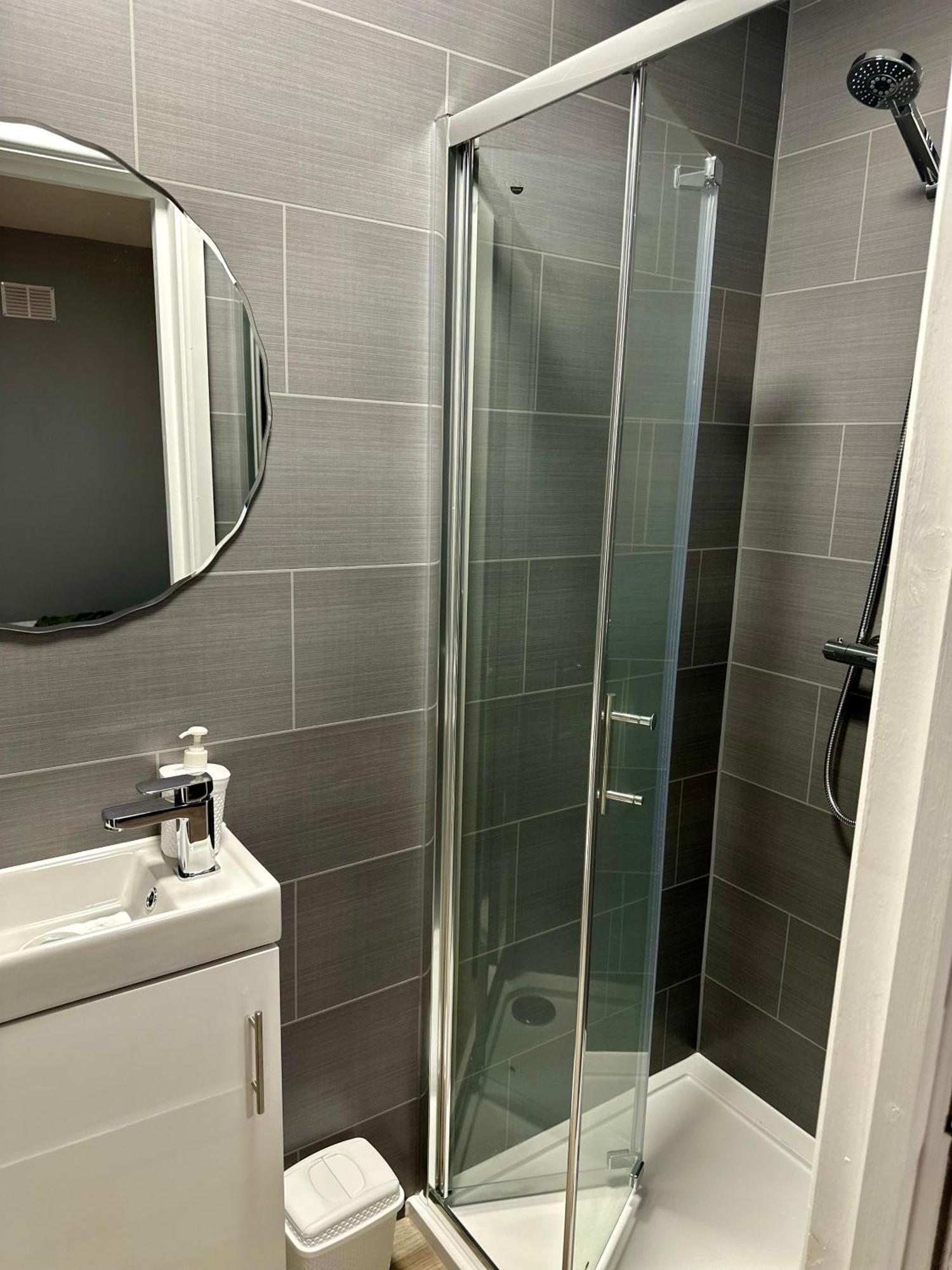 Cosy Ensuite Double Room, Near Heathrow Airport Northolt (Greater London) Exterior foto