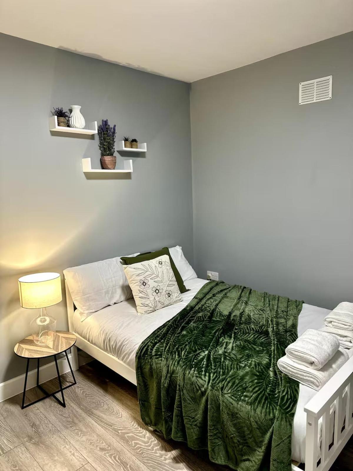 Cosy Ensuite Double Room, Near Heathrow Airport Northolt (Greater London) Exterior foto